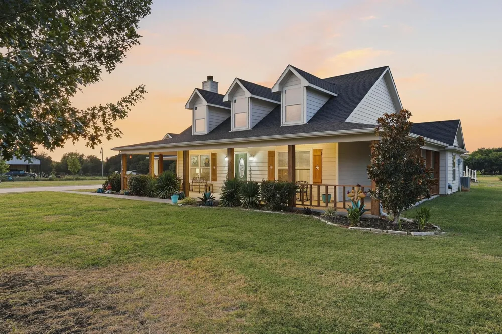 2455 County Road 700 Farmersville, TX 75442