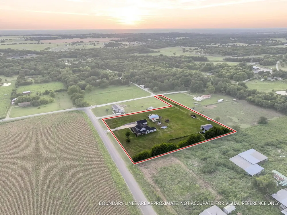 2455 County Road 700 Farmersville, TX 75442