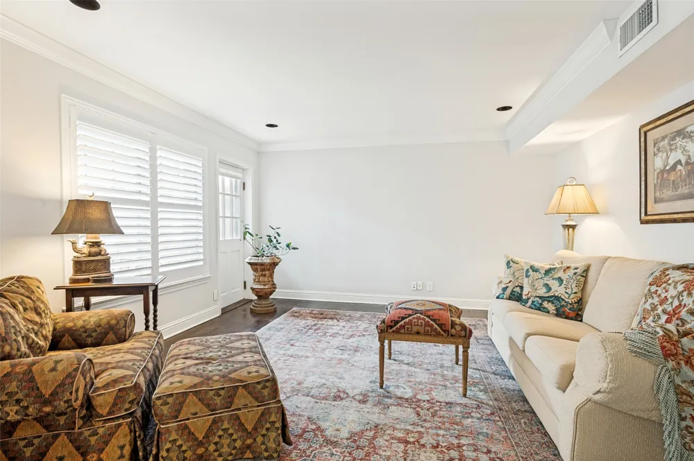 6345 Bandera Avenue #C Dallas, TX 75225