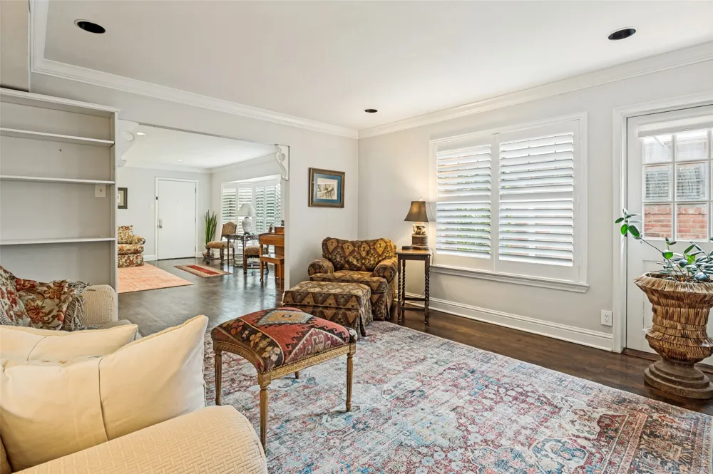 6345 Bandera Avenue #C Dallas, TX 75225
