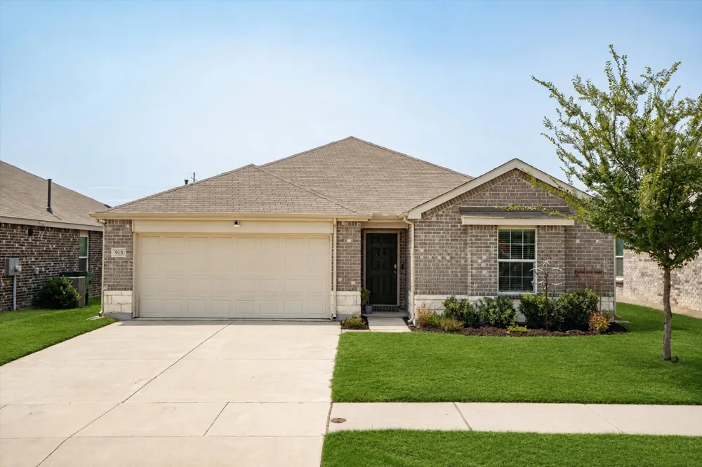 913 Dressage Drive Haslet, TX 76052