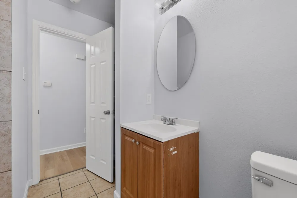 4525 Hunter Street Haltom City, TX 76117