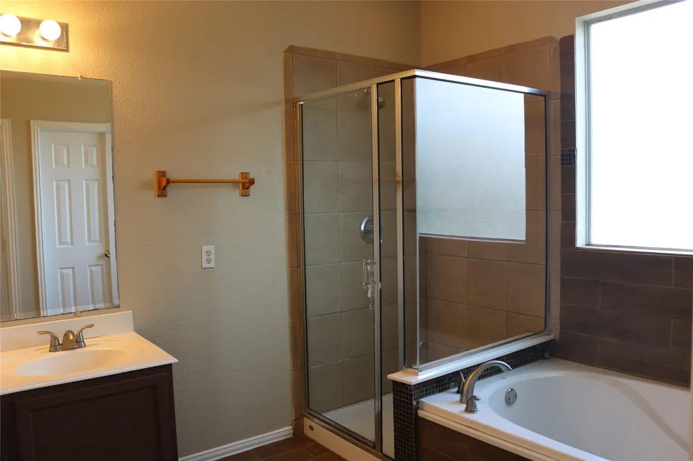 327 Regency Drive Allen, TX 75002