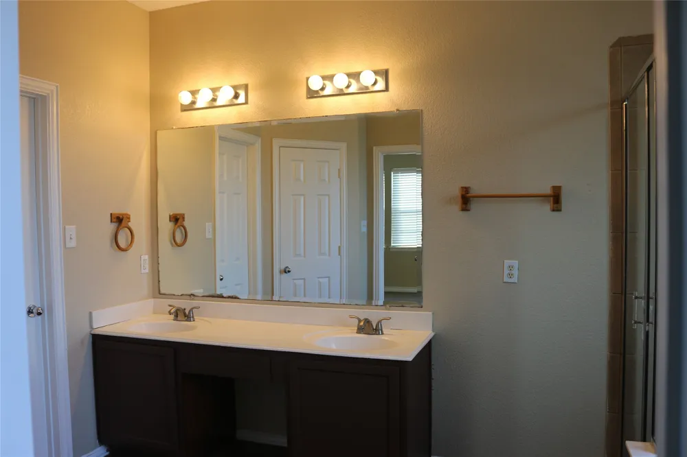 327 Regency Drive Allen, TX 75002