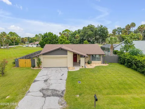 3 Casper Drive
