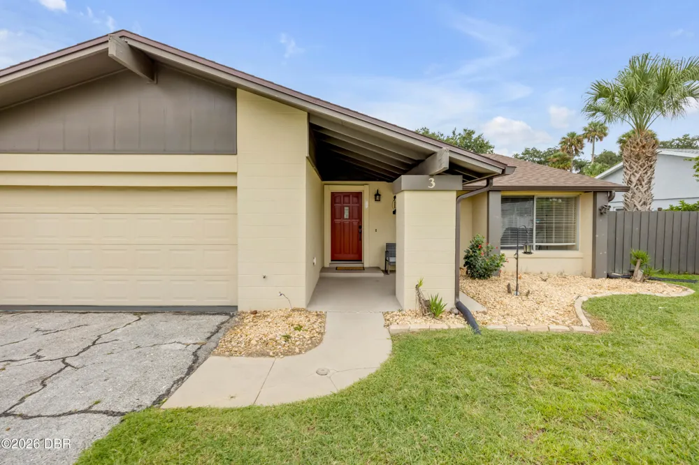 3 Casper Drive Palm Coast, FL 32137