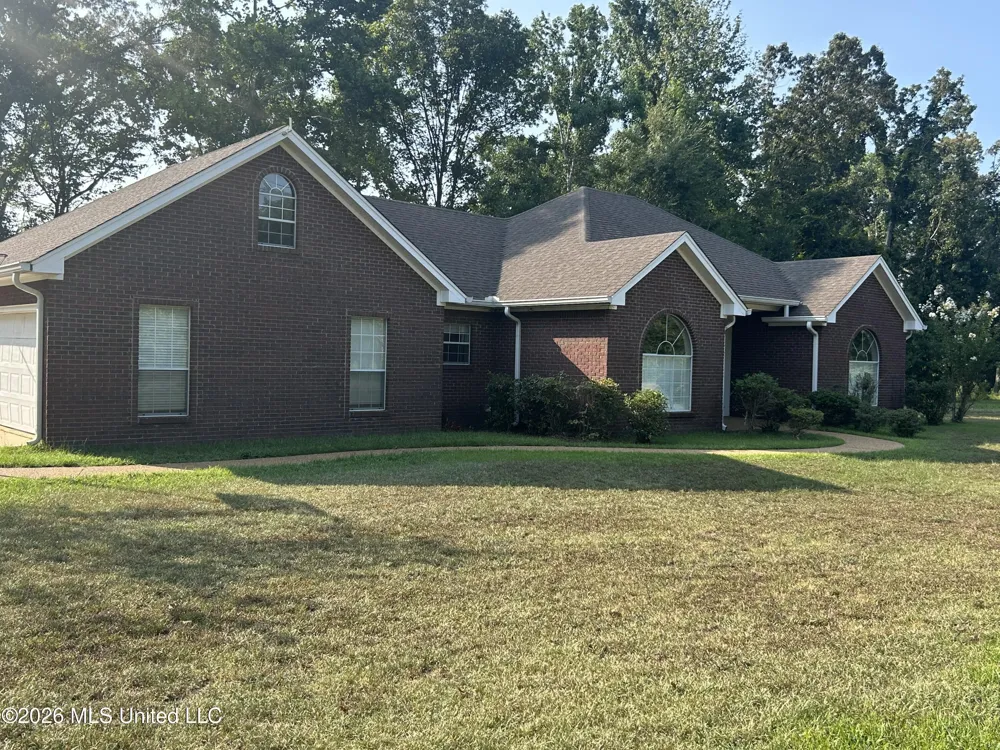 195 County Road 370 Greenwood, MS 38930