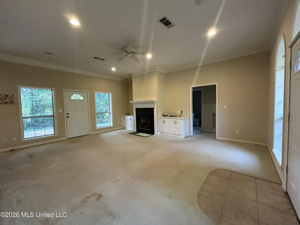 195 County Road 370 Greenwood, MS 38930