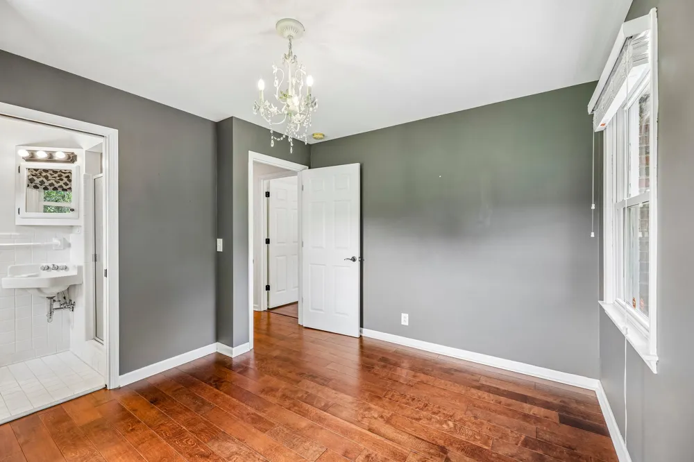 1205 Madison Creek Rd Goodlettsville, TN 37072