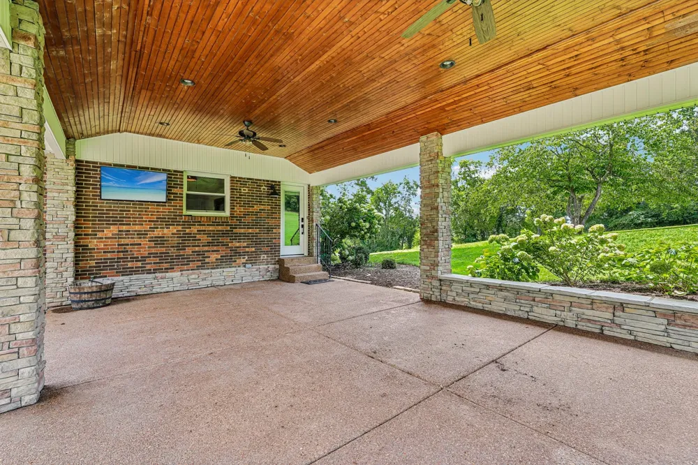 1205 Madison Creek Rd Goodlettsville, TN 37072