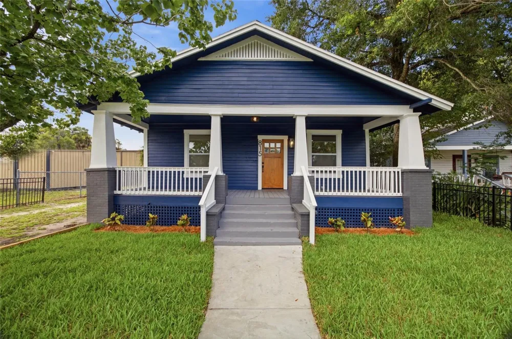 815 E FRIERSON AVENUE Tampa, FL 33603