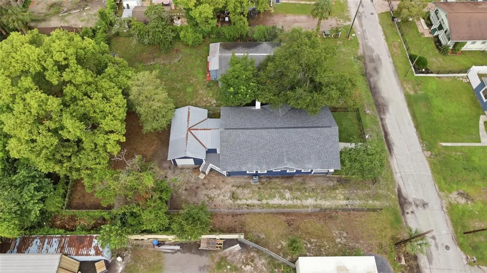 815 E FRIERSON AVENUE Tampa, FL 33603