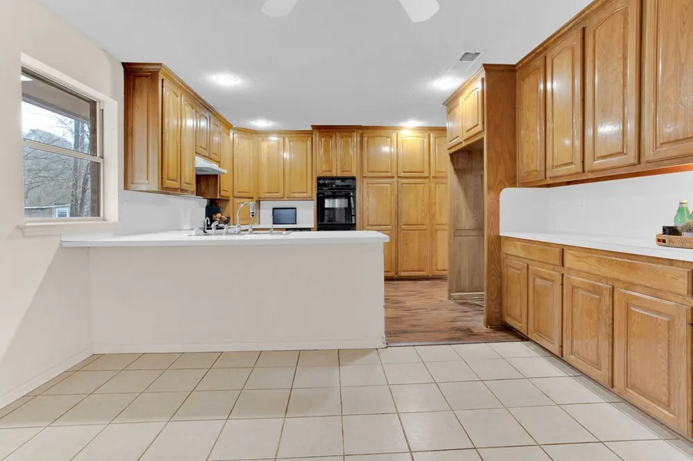 1633 Brookhollow Drive Hideaway, TX 75771