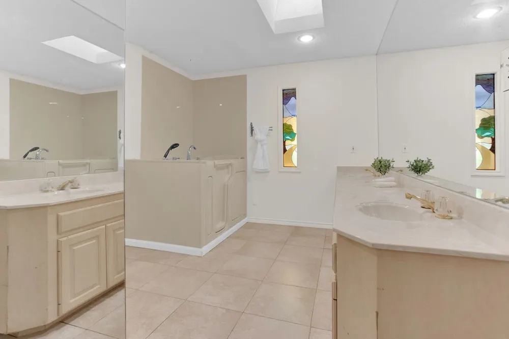 1633 Brookhollow Drive Hideaway, TX 75771