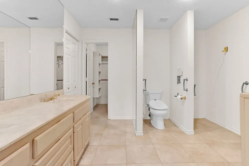 1633 Brookhollow Drive Hideaway, TX 75771