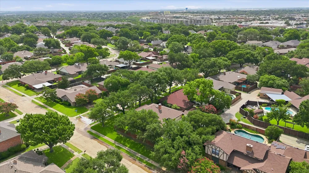 1100 Yorkshire Drive Carrollton, TX 75007