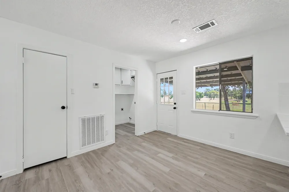 11 Hardy Hollow Drive New Waverly, TX 77358