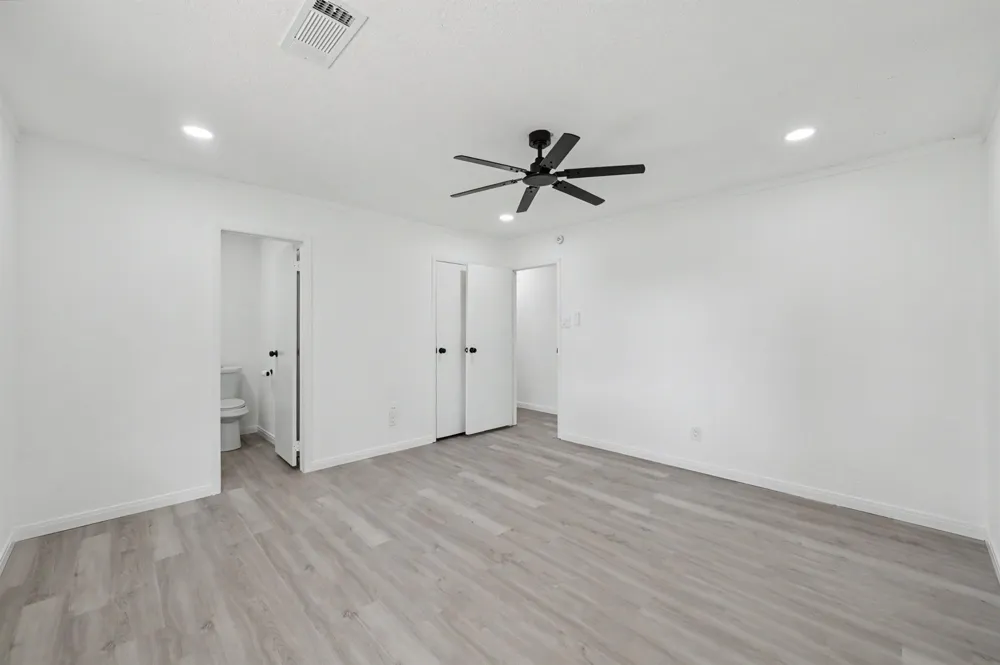 11 Hardy Hollow Drive New Waverly, TX 77358