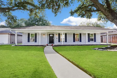 5231 Benning Drive