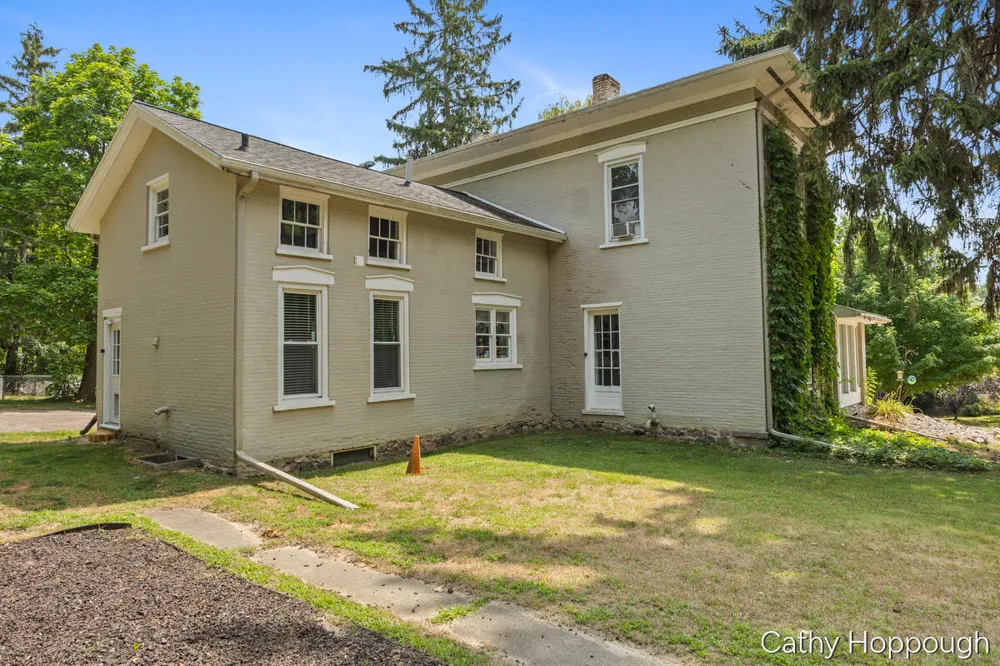 404 E Main Street Ionia, MI 48846