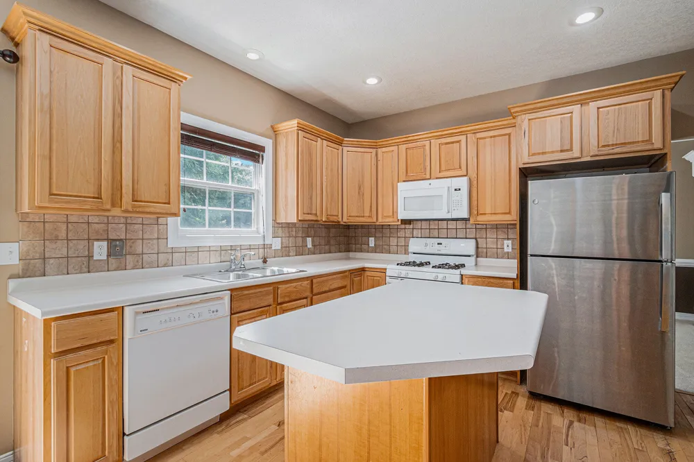 4821 Idlewood Avenue Portage, MI 49024