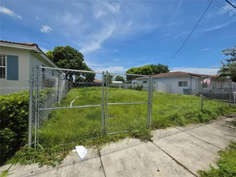 231 NW 62nd Ave