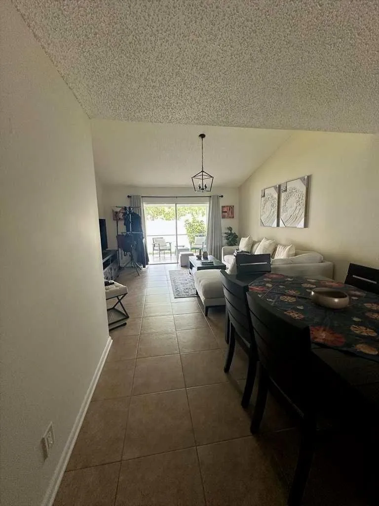134 Oakwood Drive Jupiter, FL 33458