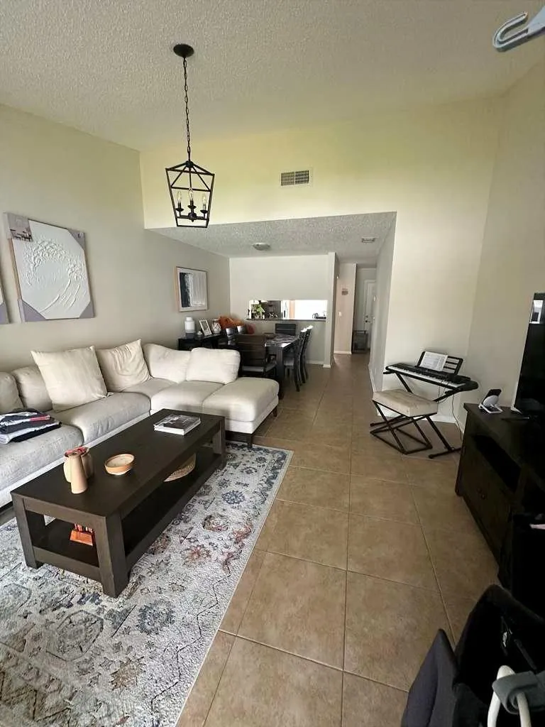 134 Oakwood Drive Jupiter, FL 33458