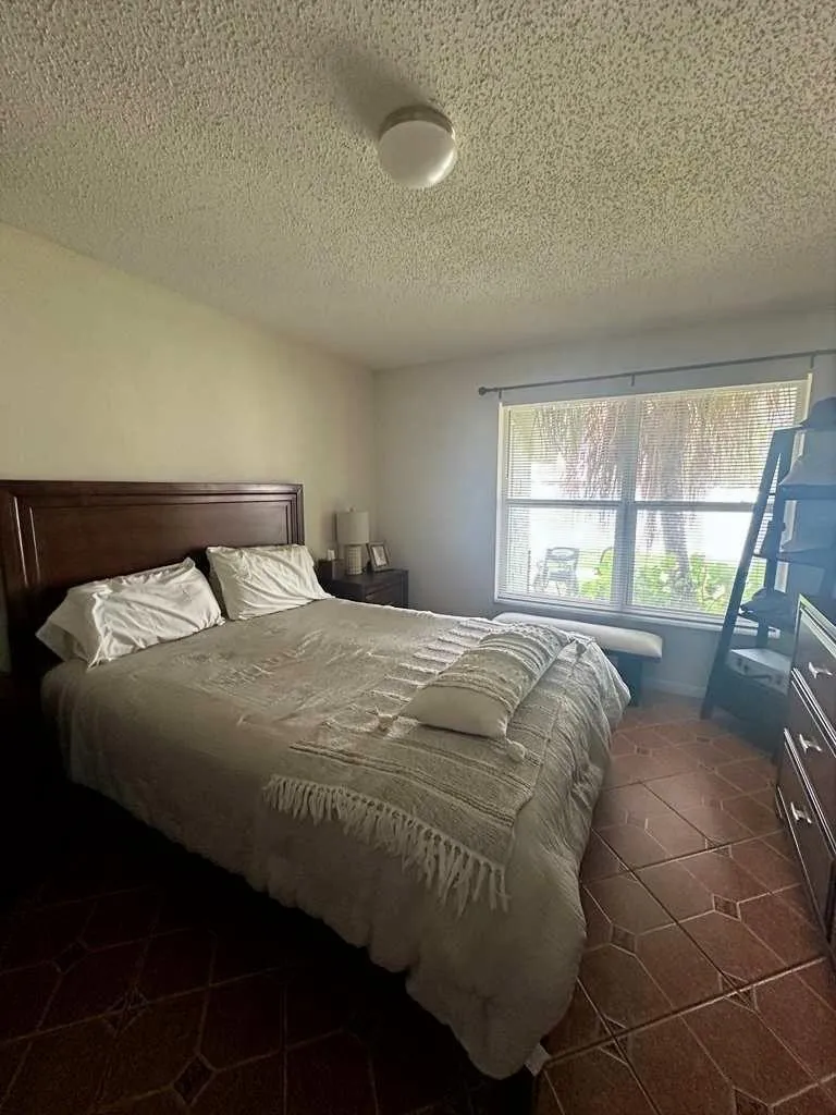 134 Oakwood Drive Jupiter, FL 33458