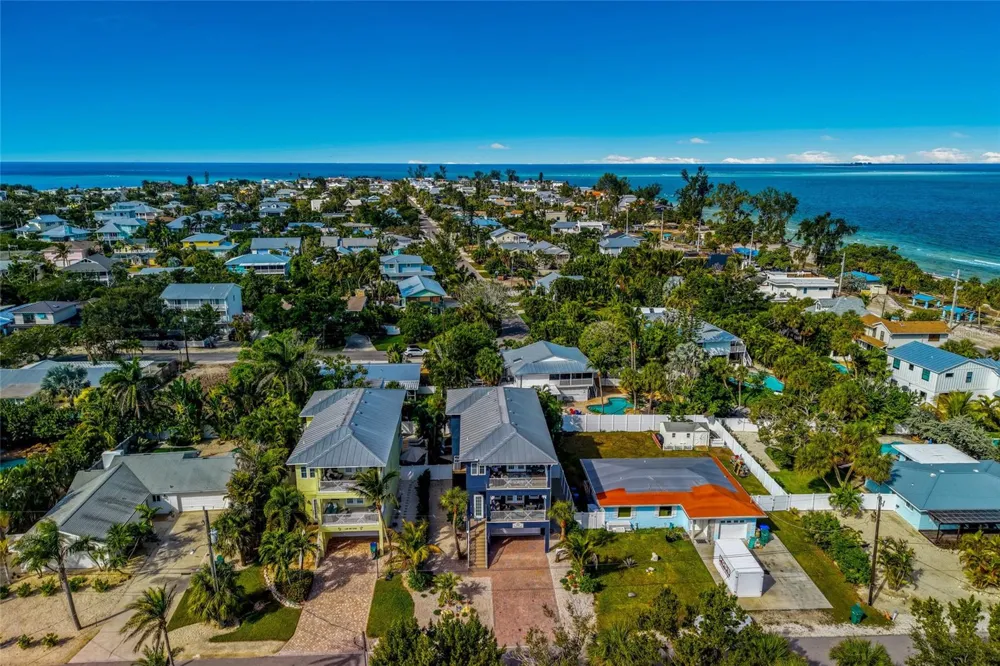 159 CRESCENT DRIVE Anna Maria, FL 34216