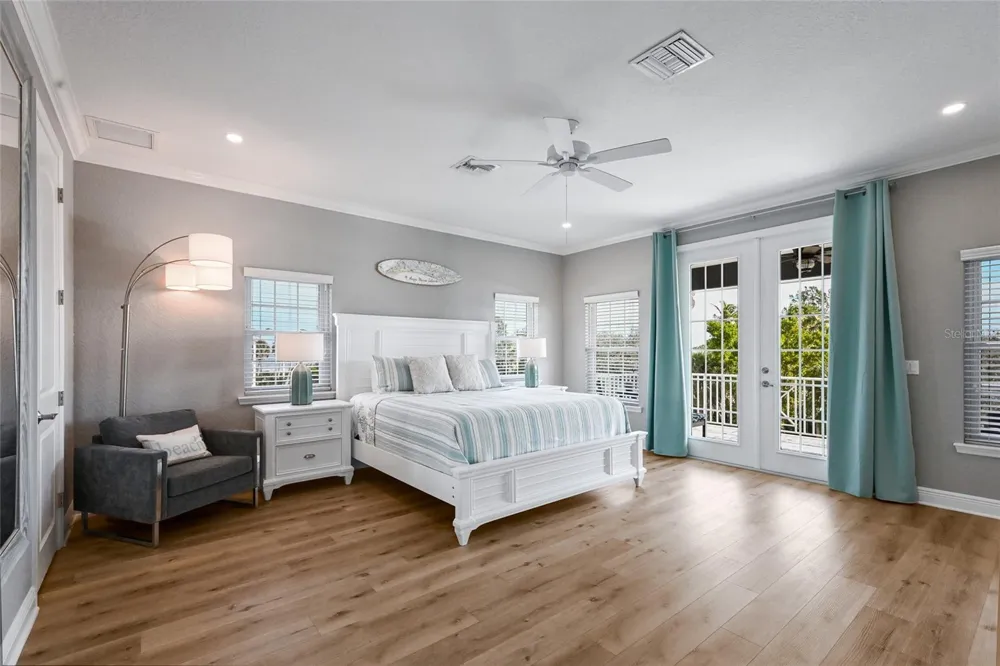 159 CRESCENT DRIVE Anna Maria, FL 34216