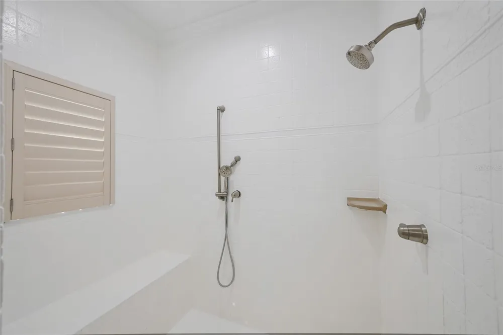 159 CRESCENT DRIVE Anna Maria, FL 34216