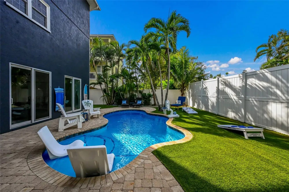 159 CRESCENT DRIVE Anna Maria, FL 34216