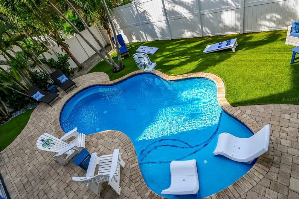 159 CRESCENT DRIVE Anna Maria, FL 34216