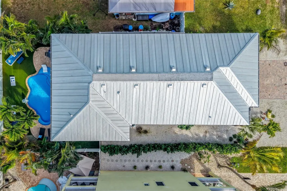 159 CRESCENT DRIVE Anna Maria, FL 34216