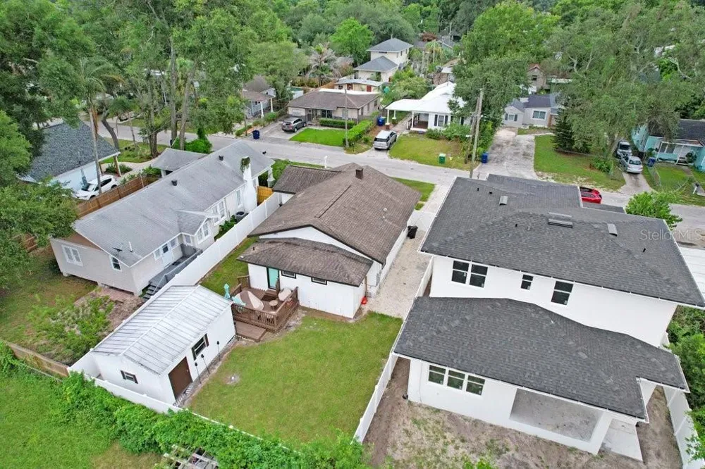 209 W HIAWATHA STREET Tampa, FL 33604