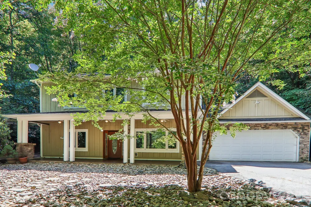 10 Cedar Drive Mills River, NC 28759