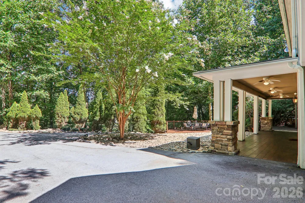 10 Cedar Drive Mills River, NC 28759