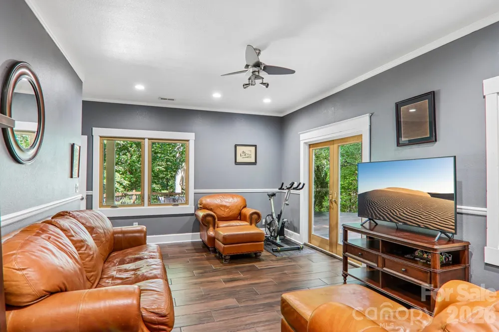 10 Cedar Drive Mills River, NC 28759