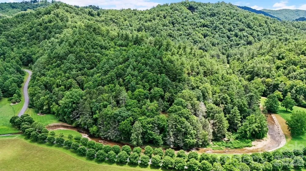 6740 Timber Rock Drive Lenoir, NC 28645