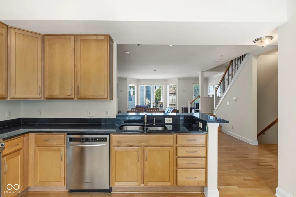 523 Allard Place Indianapolis, IN 46202