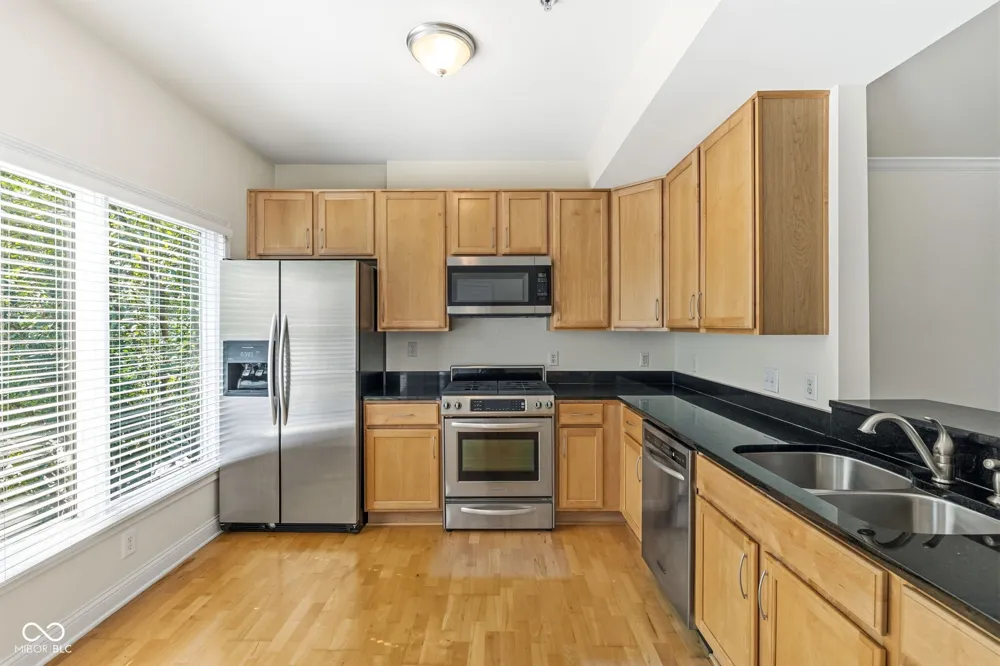 523 Allard Place Indianapolis, IN 46202