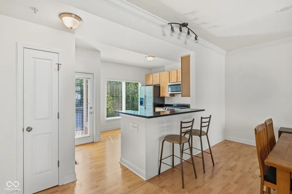 523 Allard Place Indianapolis, IN 46202