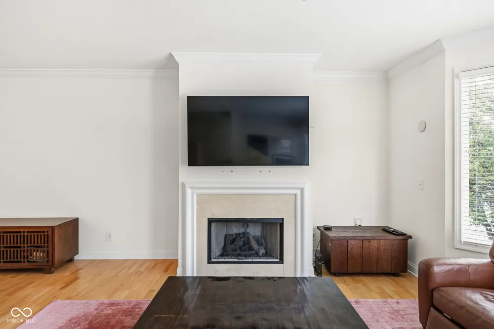523 Allard Place Indianapolis, IN 46202