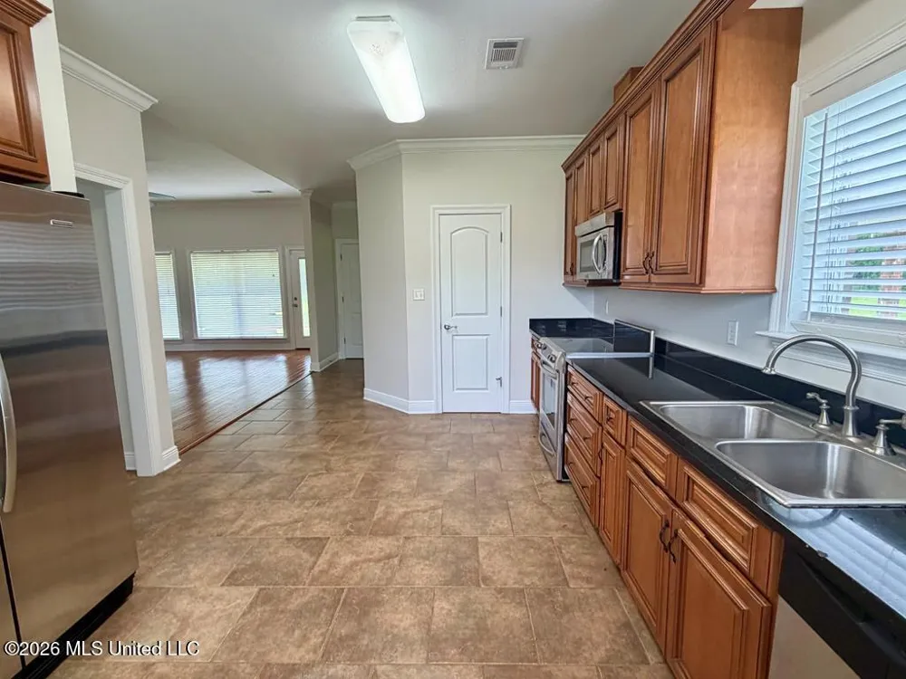 8 Jennie Lane Picayune, MS 39466