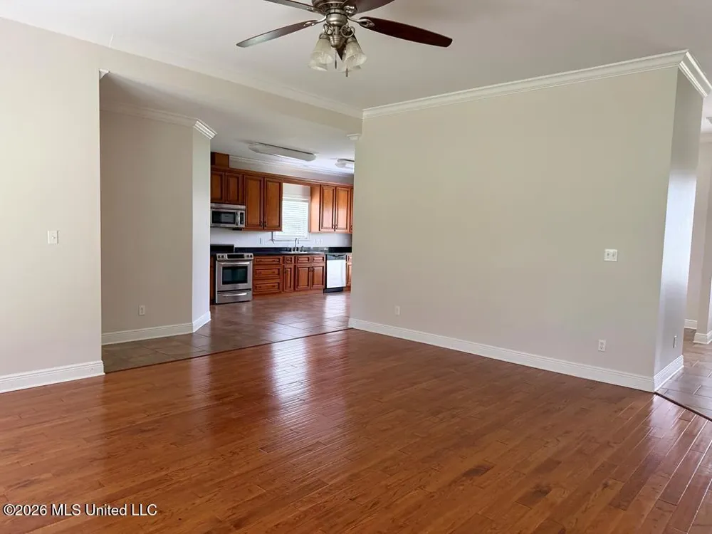 8 Jennie Lane Picayune, MS 39466
