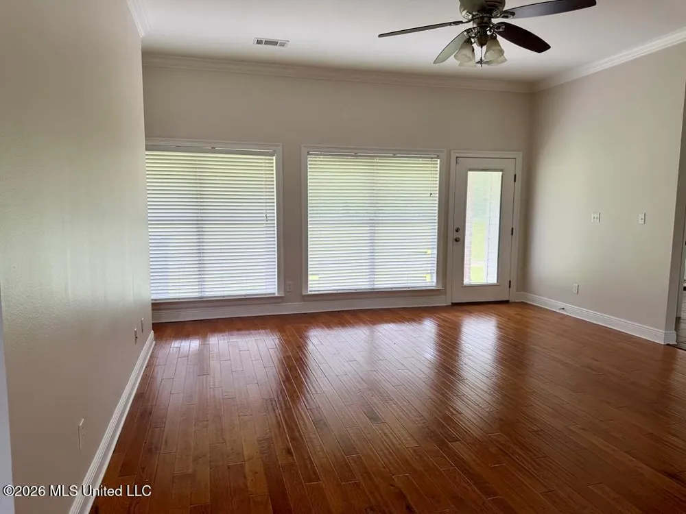 8 Jennie Lane Picayune, MS 39466