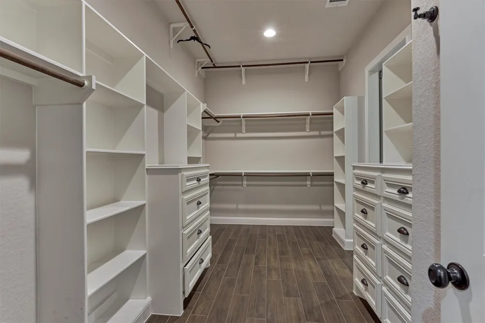 11618 Renaissance Drive Montgomery, TX 77356