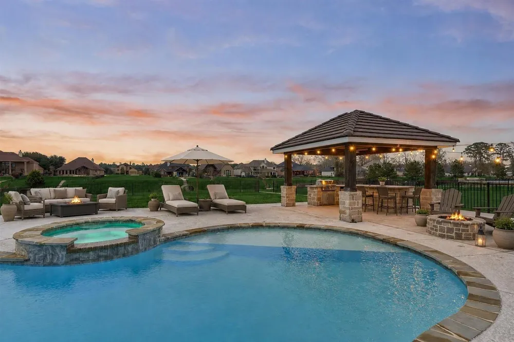 11618 Renaissance Drive Montgomery, TX 77356