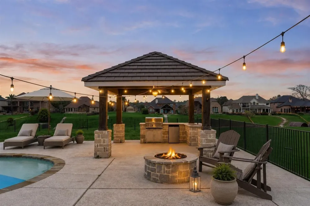 11618 Renaissance Drive Montgomery, TX 77356